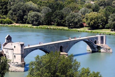 Avignon Palais des Papes, matmarknad och Isle sur la Sorgue