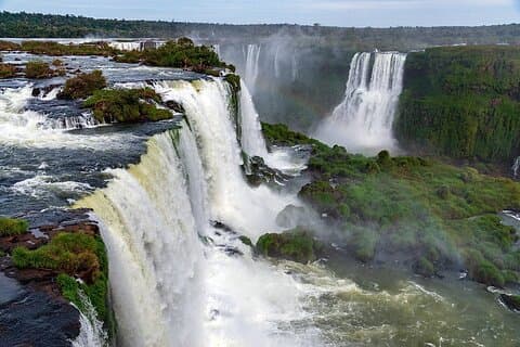 Excursão de dia inteiro às Cataratas do Iguaçu Lado Argentino com Cataratas Brasileiras Opcionais
