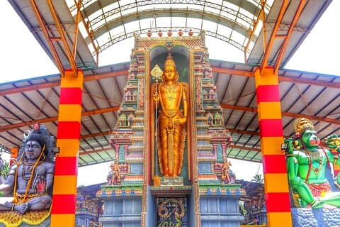Besuchen Sie die Salzfabrik und den berühmten Munneswaram Hindu Tempel von Negombo