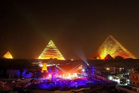 Desde Giza: espectáculo de luz y sonido, pirámides de Giza y cena en el Nilo