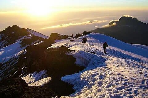 Trek du mont Kilimandjaro (route de Marangu) 8J / 7N