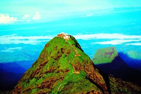 Colombo till Erathna Transfer (Adam's Peak Start Point)