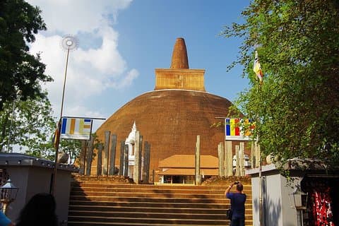 Dagstur i den hellige byen Anuradhapura inkludert Mihintale fra Habarana