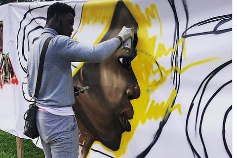 Graffiti Class with a Changemaker