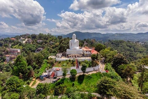 Passeio pela cidade de Kandy saindo de Negombo