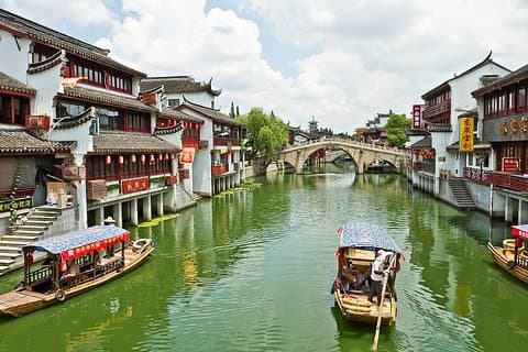 4-Hour Qibao Ancient Water Town Private Tour