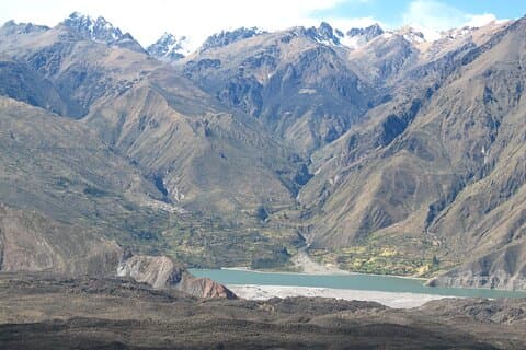 Besøk Colca Canyon og Valley of the Volcanoes 3 dager