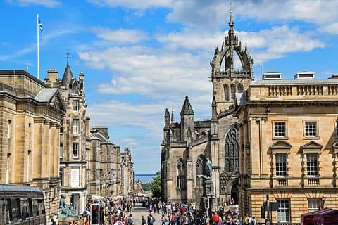 Edinburgh Private Walking Tour mit einem professionellen Guide