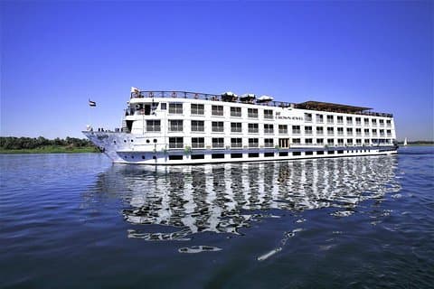 Croisière guidée privée de 4 jours sur le Nil d'Assouan à Louxor