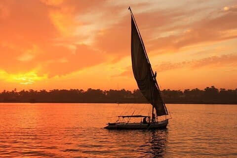Private Felucca-Fahrt in Assuan mit Hotelabholung