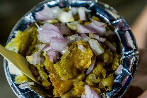 Recorrido a pie por la comida callejera de Varanasi