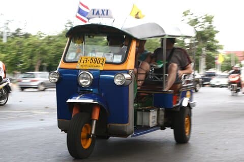 Tuk Tuk - Groot Paleis en Tempel Min. 2 Pax vereist om te bevestigen