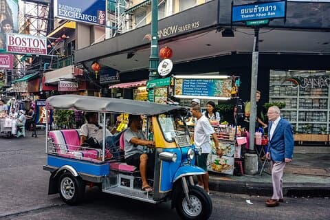 Tuk Tuk – Sreet Food in KhaoSan Min. 2 Pax required to confirm