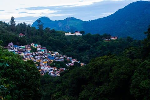 Tagesausflug nach Coonoor (geführte Besichtigungstour mit dem Auto von Ooty)