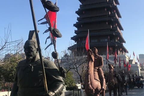 Best of China 10-Day Private Muslim Tour from Beijing to Xian, Guilin & Shanghai