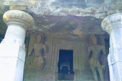 Utflukt - Rock Cut Caves på Elephanta Island