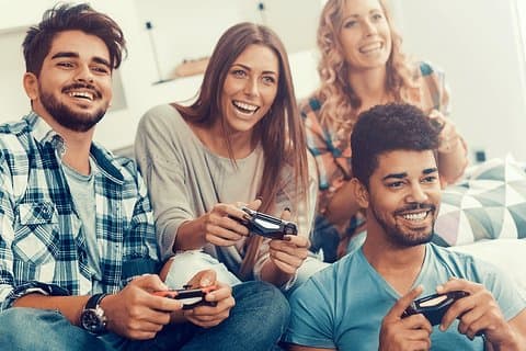Gioca a eSports (videogiochi) con un fondatore di Youth Club con il componente aggiuntivo Kids