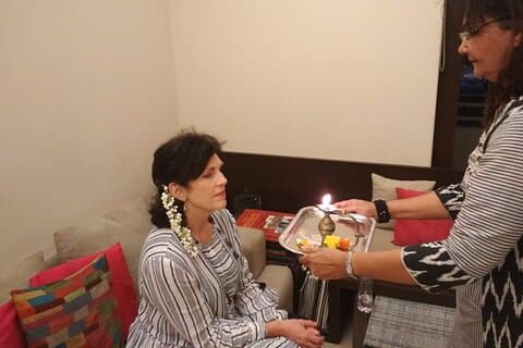 Dimostrazione di cucina indiana con le mani su Ciao Tè / Cena in una casa di famiglia