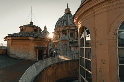 A day in the life of Vatican City - Private tour with a local