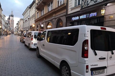 Traslado desde Cracovia (aeropuerto de Balice) a Kielce