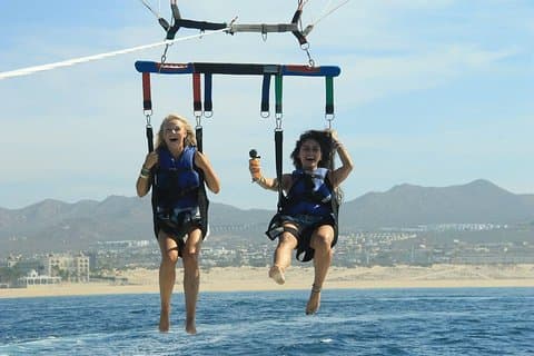 Voe alto com nosso parasail em Los Cabos: voe acima da costa!