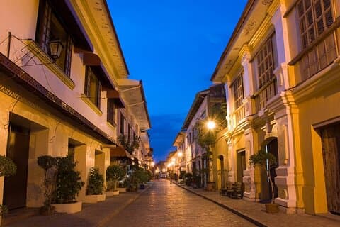 Tour Compartilhado pelo Patrimônio Vigan e Laoag