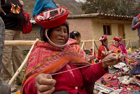 Vallée sacrée: visite privée d'une journée à Ollantaytambo et à la communauté Huilloc