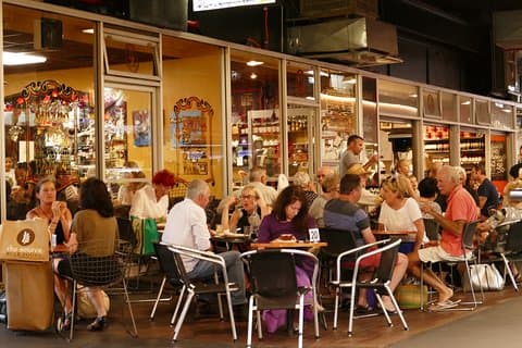 Petit-déjeuner du marché central d'Adélaïde en petit groupe
