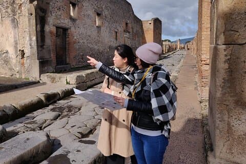 Private Pompeii Tour with Fast-Entrance Tickets to the Ruins & Exclusive Guide