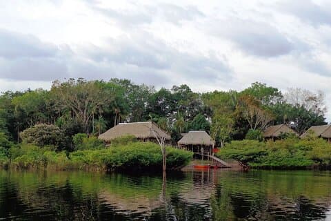 Esperienza unica di 4 giorni presso Amazon Lodge, immersione in un'avventura nella giungla