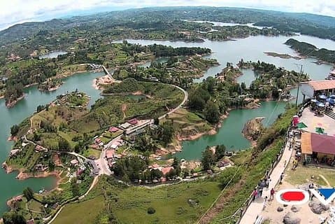 Visite en petit groupe d'El Peñol et Guatape au départ de Medellin