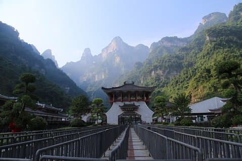 Zhangjiajie privé dagtocht naar Grand Canyon Glass Bridge & Baofeng Lake