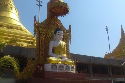 Excursie - Pagoda, Kanheri-grotten en SG National Park