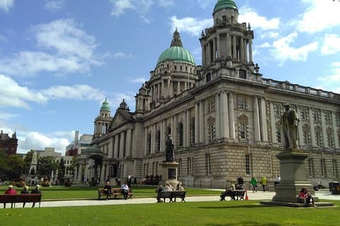 Belfasts ikonische Stätten: Eine selbstgeführte Audiotour