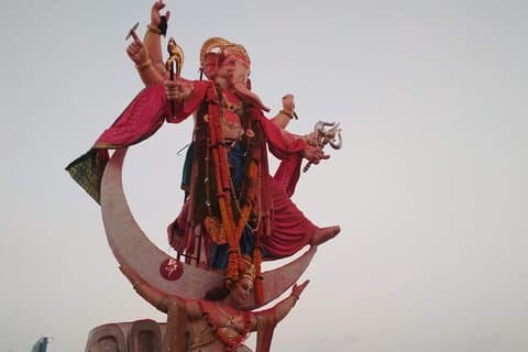 Ganesh Festival Pandal and Visarjan Tour