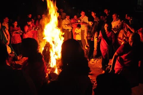 Holi Festival Tour