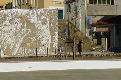 Lisboa Bay Private Street Art Tour