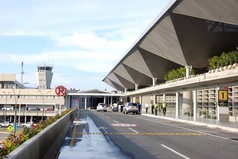 Private Cali Airport shuttle drop-off