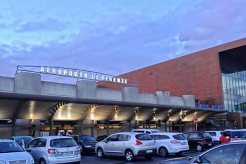 Transfers de e para o aeroporto de Florença