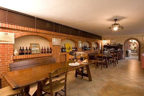 Degustación de Barbaresco y Barolo en Cantina Francone