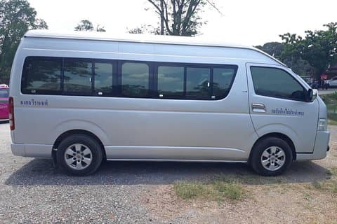 Privé : Transfert aéroport en Minivan
