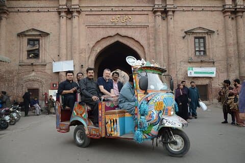 Servicios Premium: excursión guiada de un día a Lahore
