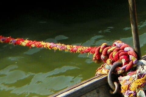 Private 5-Hour Varanasi Tour at Dawn Including Boat Ride