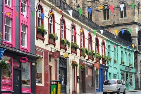 Excursão de trem de Edimburgo de Londres com entrada de Castle e ônibus Hop-on Hop-off