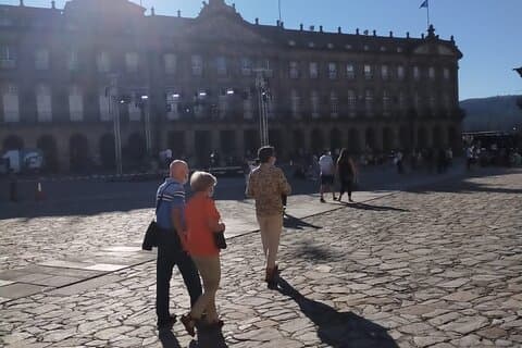 サンティアゴDEコンポステーラプライベートウォーキングツアー
