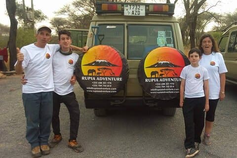 5 Days Lodge Safari - Tarangire, Serengeti, Ngorongoro & Manyara