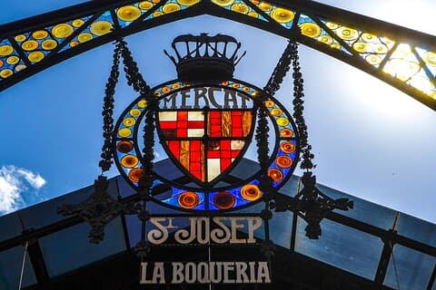 Barcelona : La Boqueria Wandeltocht met eten, wijn en geschiedenis