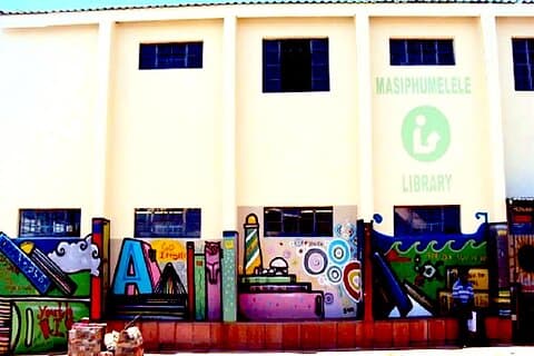 Tour a pie de Masiphumelele 'Township Development Taster'