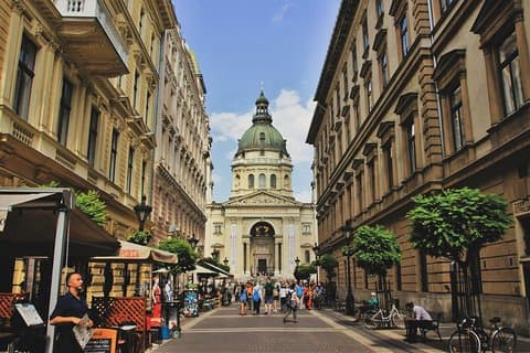 Tour privado de la herencia judía de Budapest con un experto local