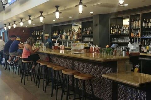 A Spectacular Bar Crawl: Long Beach Boss